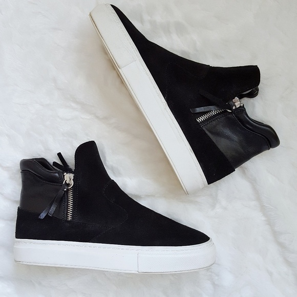 zara zipped sneakers